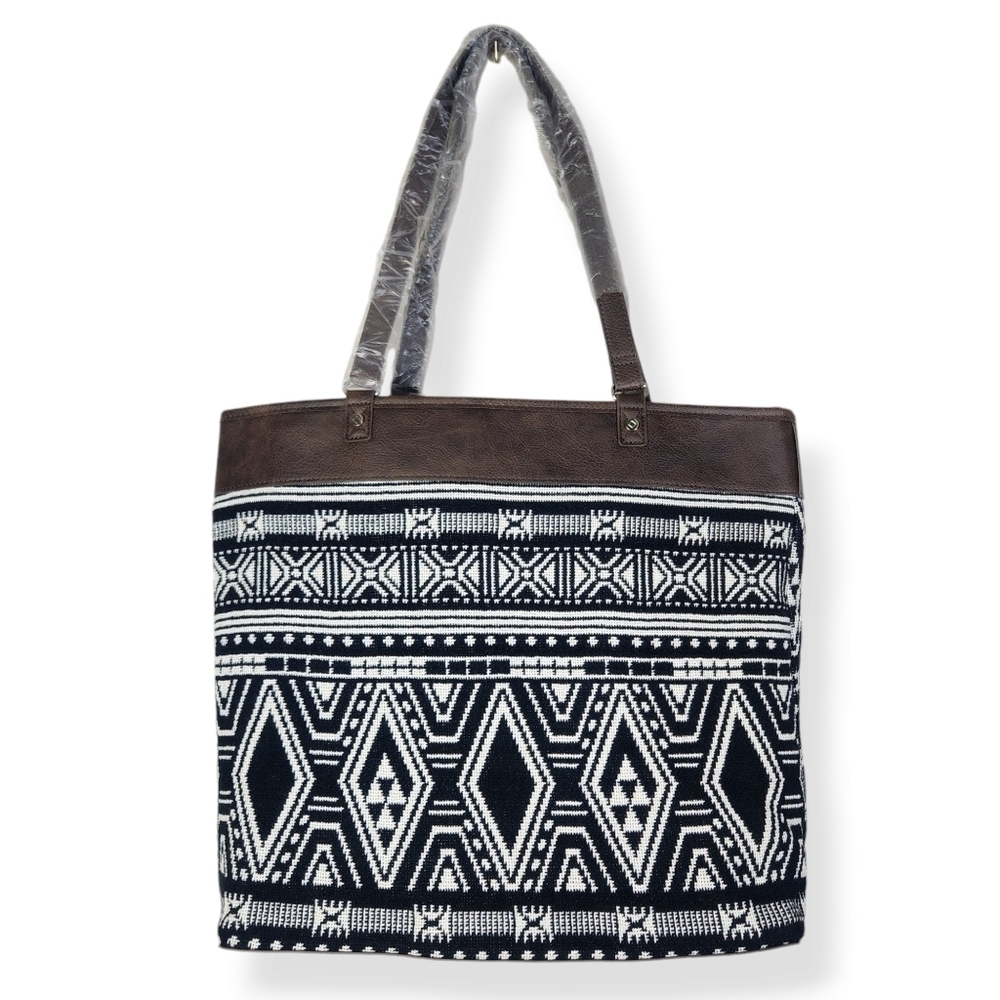 Thirty-One Reversible Tote Bag - in Rio Weave NWOT